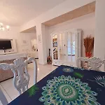 Anna Maria Family House 2 * カランバカ